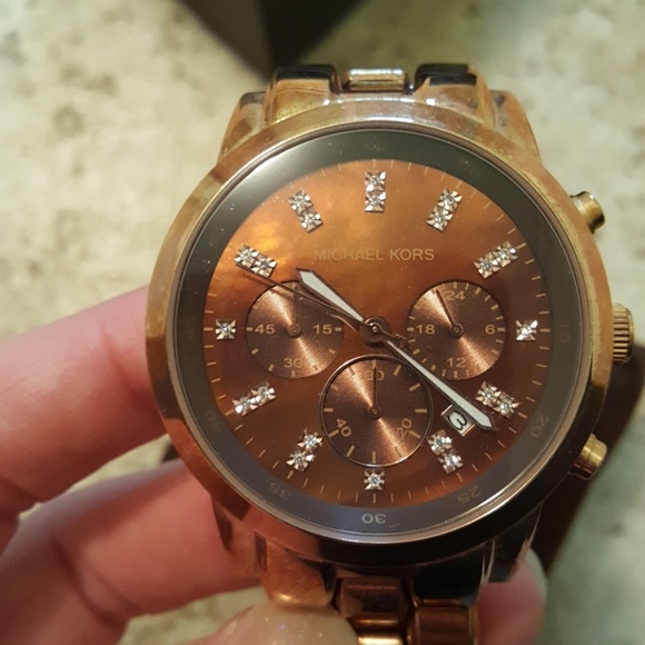 Michael Kors Rose Gold watch - Picture 3 of 4
